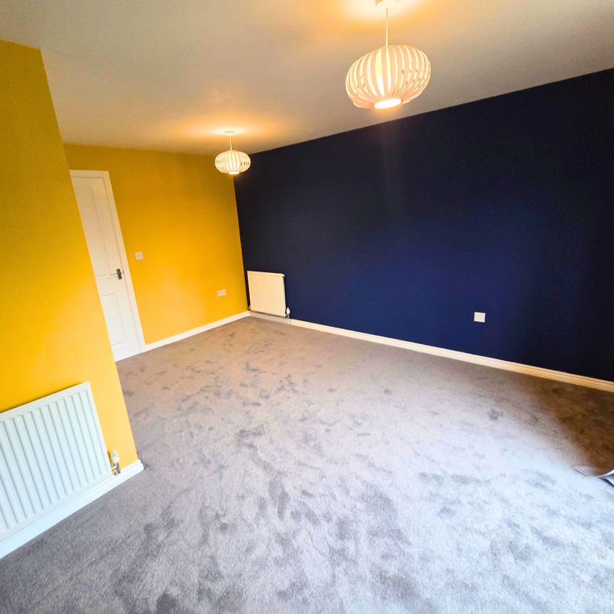 2 Bed Semi-detached house To Rent - Photo 1