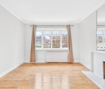 3 bedroom flat to rent - Photo 3