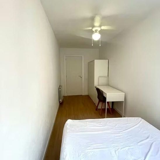 Calle de Soledad Domenech, Valencia, Valencian Community 46020 - Photo 1