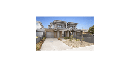 Contemporary and stylish low maintenance living - Photo 2