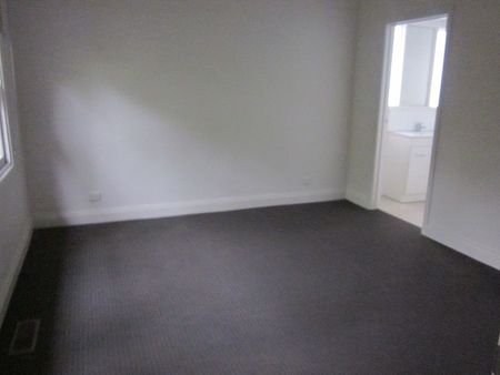 Your Perfect Family Home - Photo 3