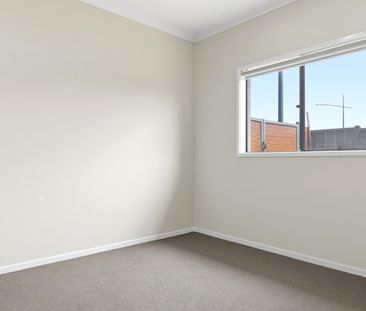 4 BEDROOM HOME IN MELTON SOUTH - Photo 4