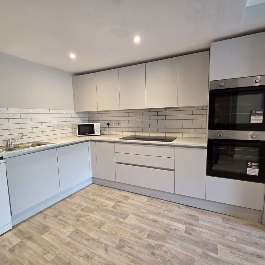 136a Whitham Road, Broomhill, S10 2SR - Photo 1