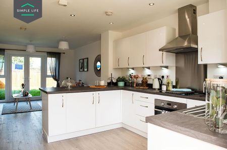 2 bedroom semi-detached house to rent - Photo 5