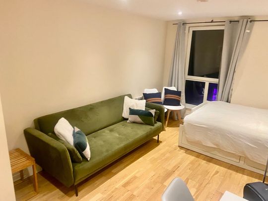 1 Bed Flat, Shoreditch, E2 - Photo 1