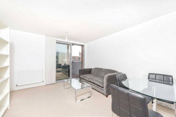 Bramwell Way, London, E16 2FL - Photo 1