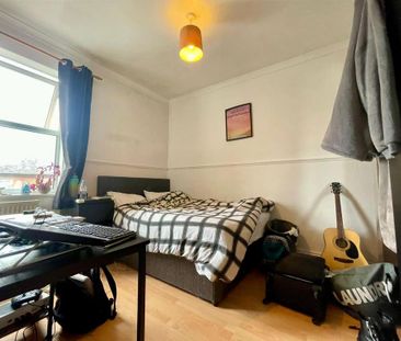 2 bedroom detached house to rent - Photo 3