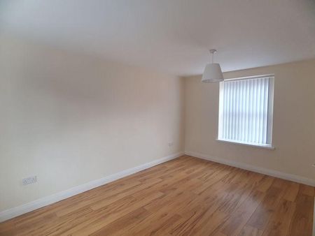 3 bedroom apartment to rent - Photo 3