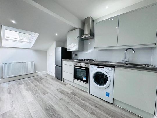 1 bedroom flat to rent - Photo 1