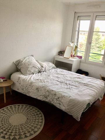 Location Appartement 2 pièces 43m² ORLEANS 45000 - Photo 2