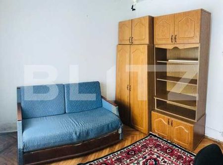 Apartament 3 camere, decomandat, 69 mp, zona strazii Bucuresti - Fotografie 4