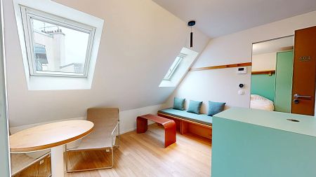 10 Douai 1-Bedroom Apartment 504 - Chambre 1 - Photo 5
