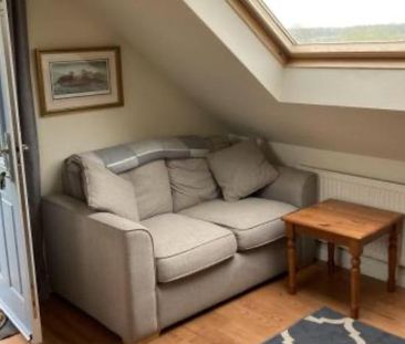 Garden Flat with views of country side - Photo 2