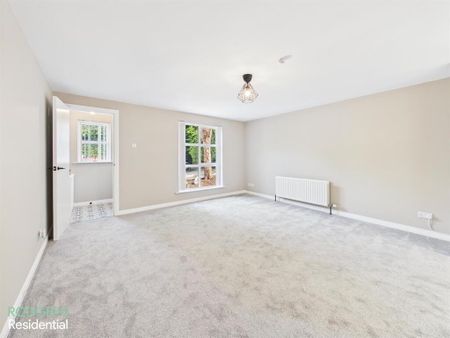37 Richmond Avenue, Holywood, BT18 9TE - Photo 3