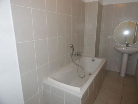 A LOUER - MAZAN - Maison de ville, - Photo 3