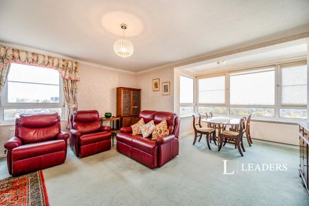 2 bedroom flat to rent - Photo 2