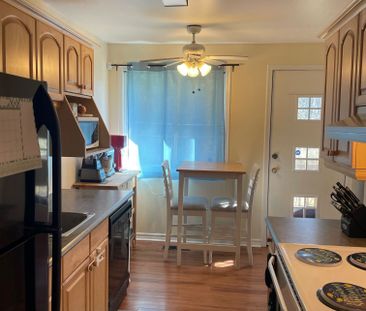 For Lease - 4918 Leitrim Road Unit# Unit B, Carlsbad Springs, Ontario - Photo 5