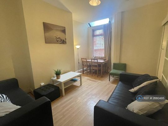 4 bedroom terraced house to rent - Photo 1