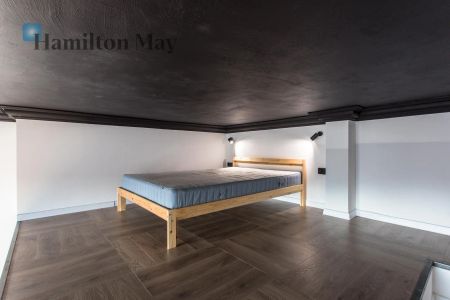 Ciekawe dwupokojowe mieszkanie w loftowym stylu, w centrum miasta. - Zdjęcie 4