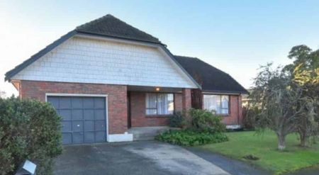 Warm & Cosy Family Home – Pets Welcome - Photo 5