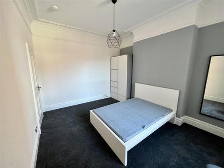 5 bedroom house to rent - Photo 2