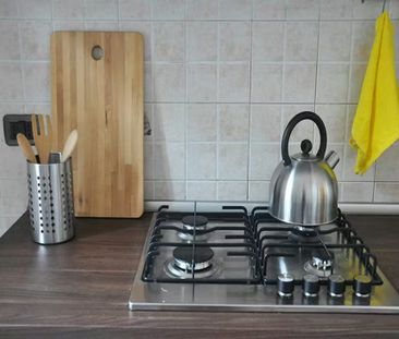 Via Guercino, Milan, Lombardy 20154 - Photo 2