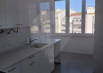 Apartamento T3 em Lisboa