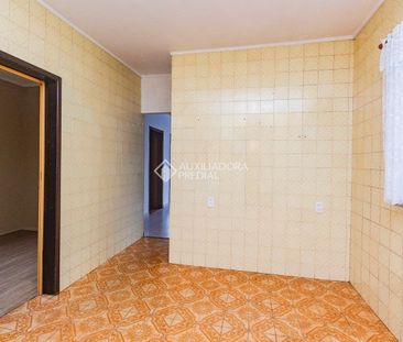 Casa com 3 quartos e 70m² para alugar em Jardim Sabará, Porto Alegre. - Photo 1