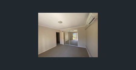 Large, Modern 2 Bedroom Unit! - Photo 4