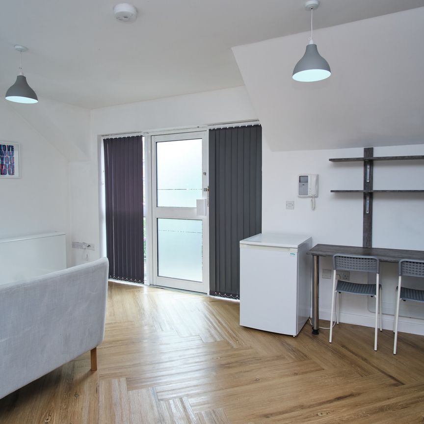 Orchard Court Flat 9 - Photo 1