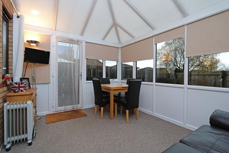 2 bedroom link detached house to rent - Photo 2