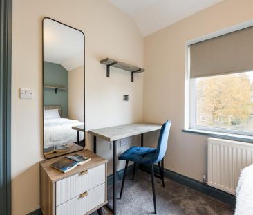 1 bedroom in a house share to rent - Photo 1