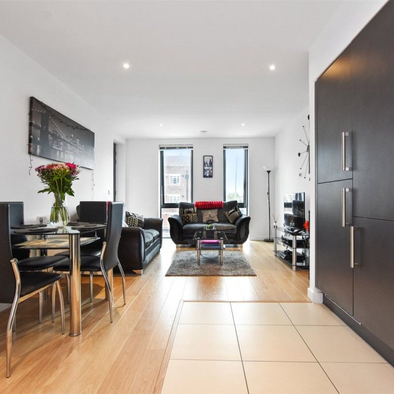 17, E1, London - Photo 1