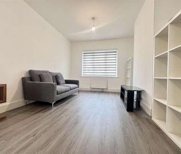 Kirkham Street, London, SE18 - Photo 1