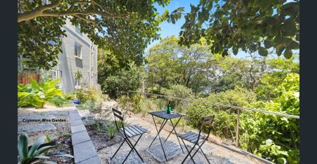 Tranquil North Facing Studio Harbourside Retreat - Photo 4