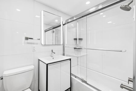 1900 Av. Lincoln, #33 - Photo 4