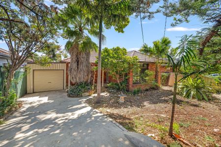 Four Bedroom House In A Quiet Location For Lease Now! - Photo 3