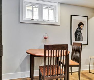 213 Melrose Avenue - Photo 3