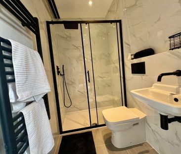 2 Bed Penthouse, Norwood Road, SE27 - Photo 4