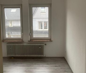 3 ZKB Altbau mit hohen Decken - Photo 1