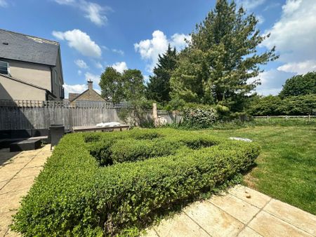 Milton Road, Shipton Under Wychwood - Photo 2