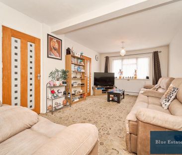 4 bedroom terraced house to rent - Photo 1