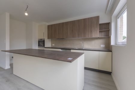 Appartement te huur in Sint-Agatha-Berchem - Photo 5