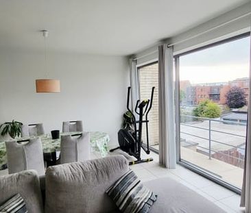 Appartement te huur - Photo 1