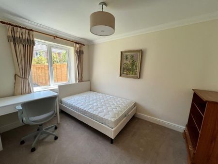 5 bedroom terraced house to rent - Photo 5