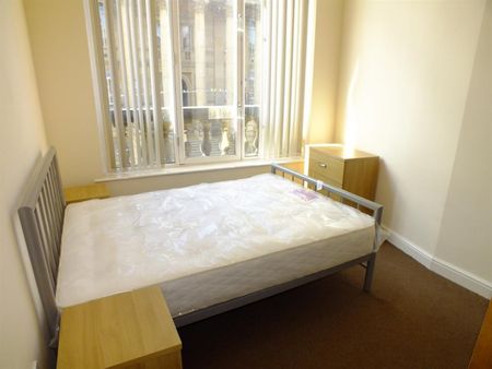 1 bedroom Flat To Let - Photo 4