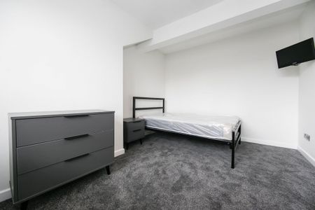 Norwood Road, Hyde Park, Leeds - Photo 5