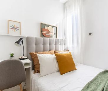 Calle del Alcalde Sáinz de Baranda, Madrid, Community of Madrid 28009 - Photo 2