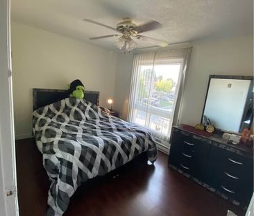 For Lease - 13 Greenarrow Court, Brampton, Ontario - Photo 6