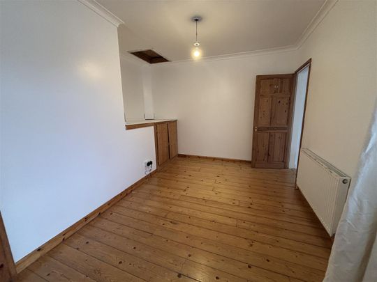 Stafford Road, Grangetown, Cardiff - Photo 1